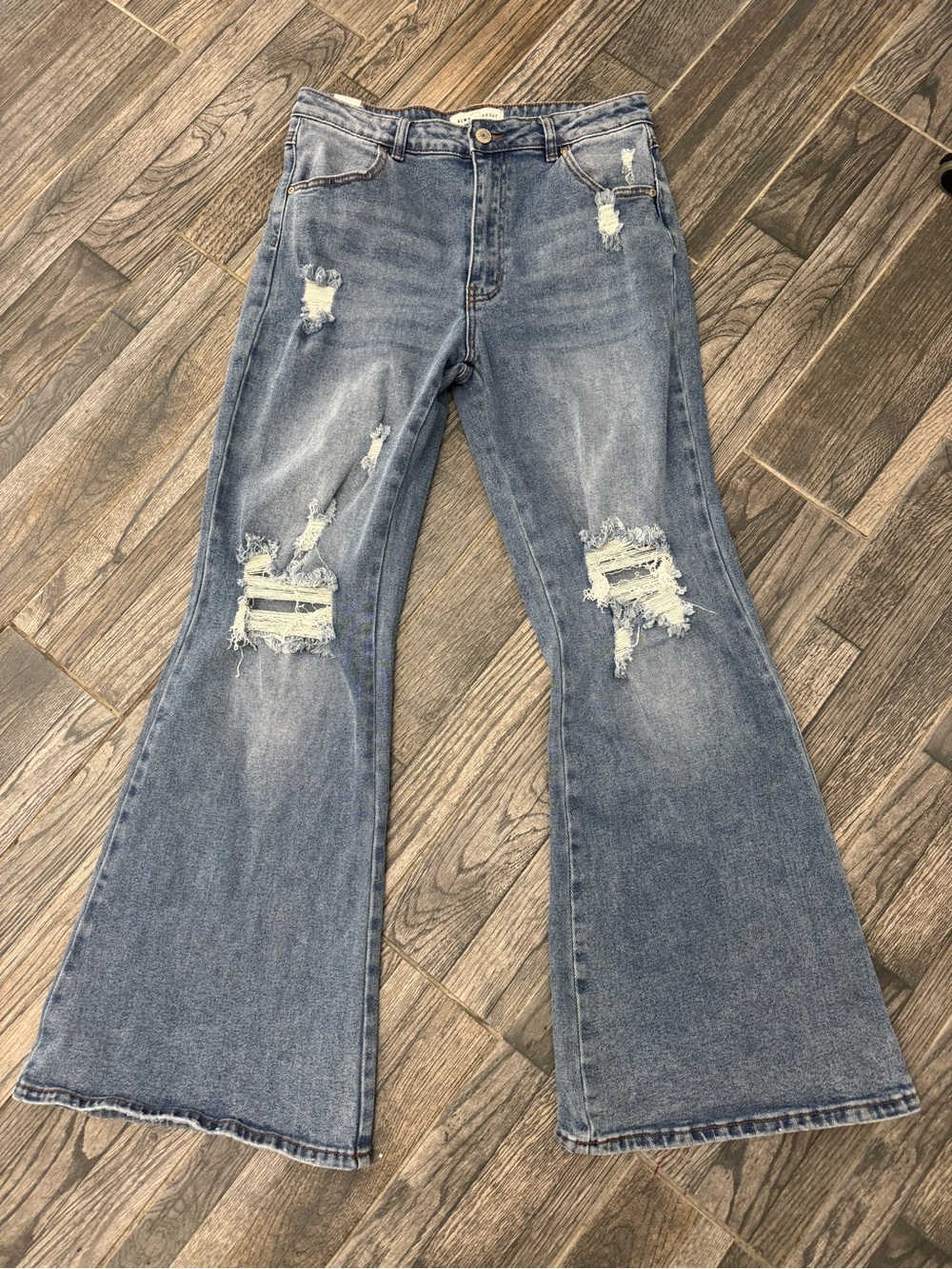 Almost Famous Womens distressed flare jeans - size 11